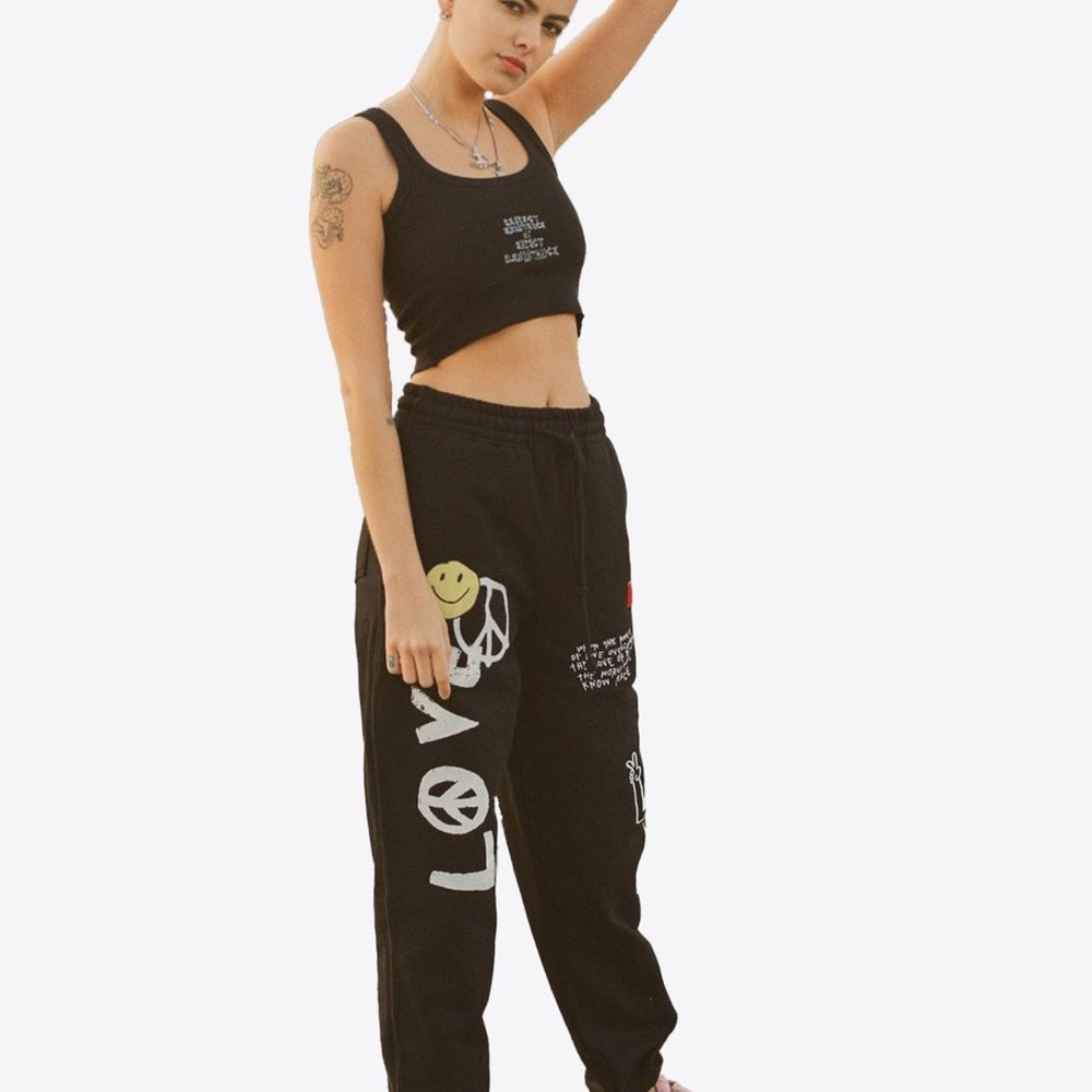 chnge sweatpants